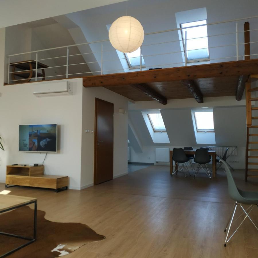 Apartament"Nad Niwka 6" Z Zamykanym Bezplatnym Parkingiem Бельско-Бяла Экстерьер фото