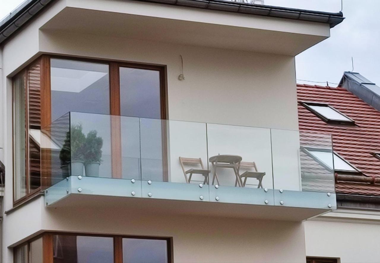Apartament"Nad Niwka 6" Z Zamykanym Bezplatnym Parkingiem Бельско-Бяла Экстерьер фото